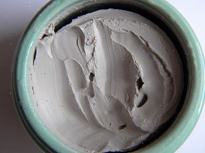 Hvordan man behandler en tand absces. Tage masser af vitamin C.